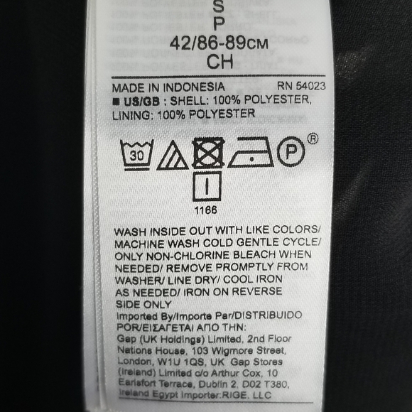 NWT banana republic black tank with sequins floral - Picture 5 of 5